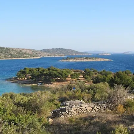 Seaside In Apartment Betina (Sibenik-Knin)
