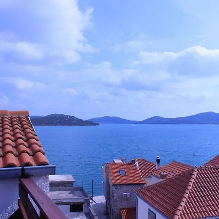 Seaside In Betina