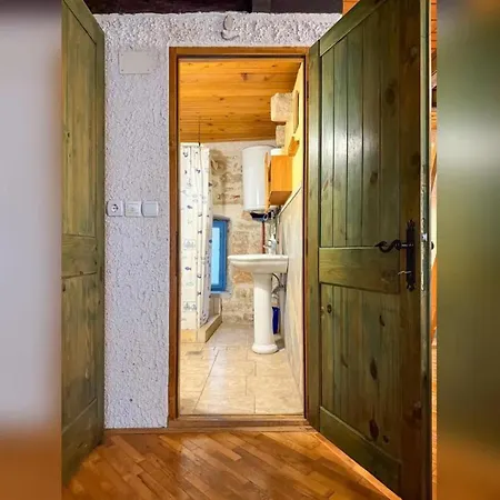 Apartman Seaside In Betina (Sibenik-Knin)