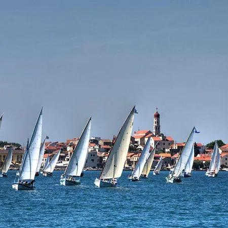 Seaside In *