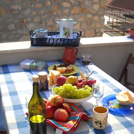 Apartman Seaside In Betina (Sibenik-Knin)